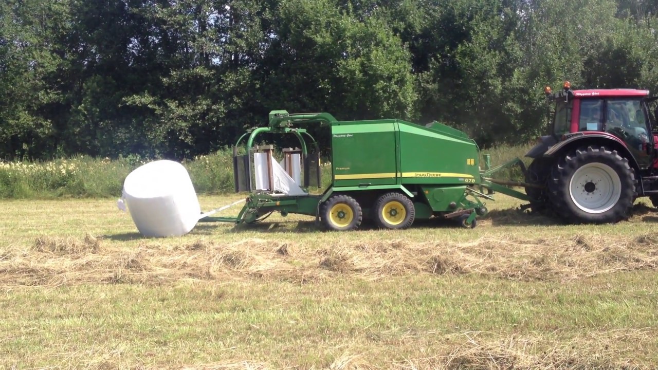 Valtra N121 med John Deere 678