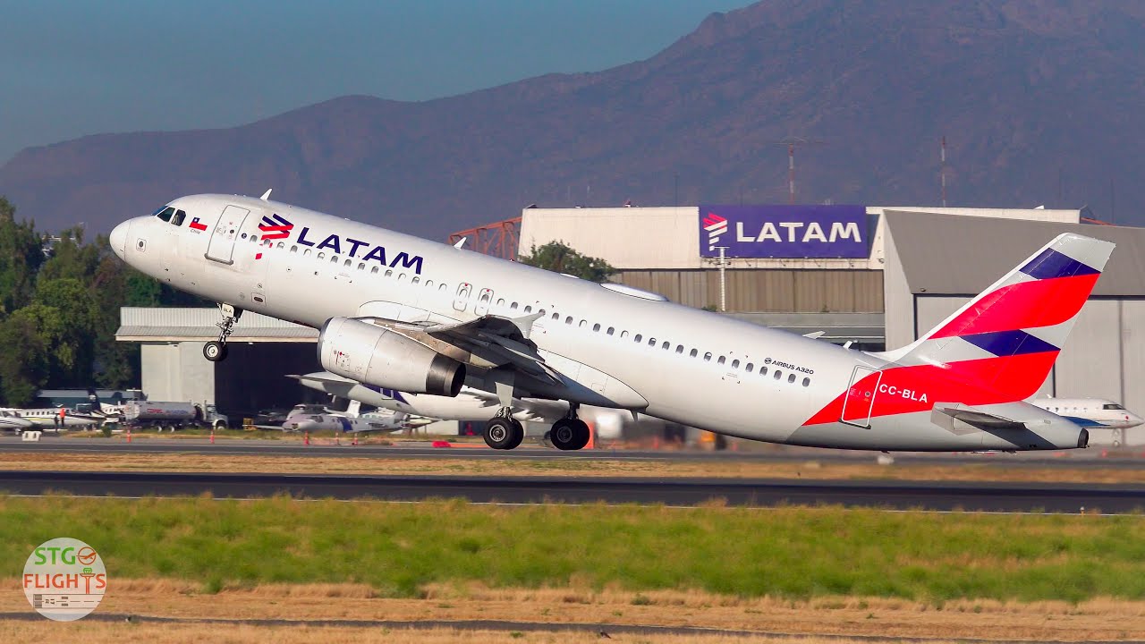 9 minutes of plane spotting at Pudahuel [SCL] airport.