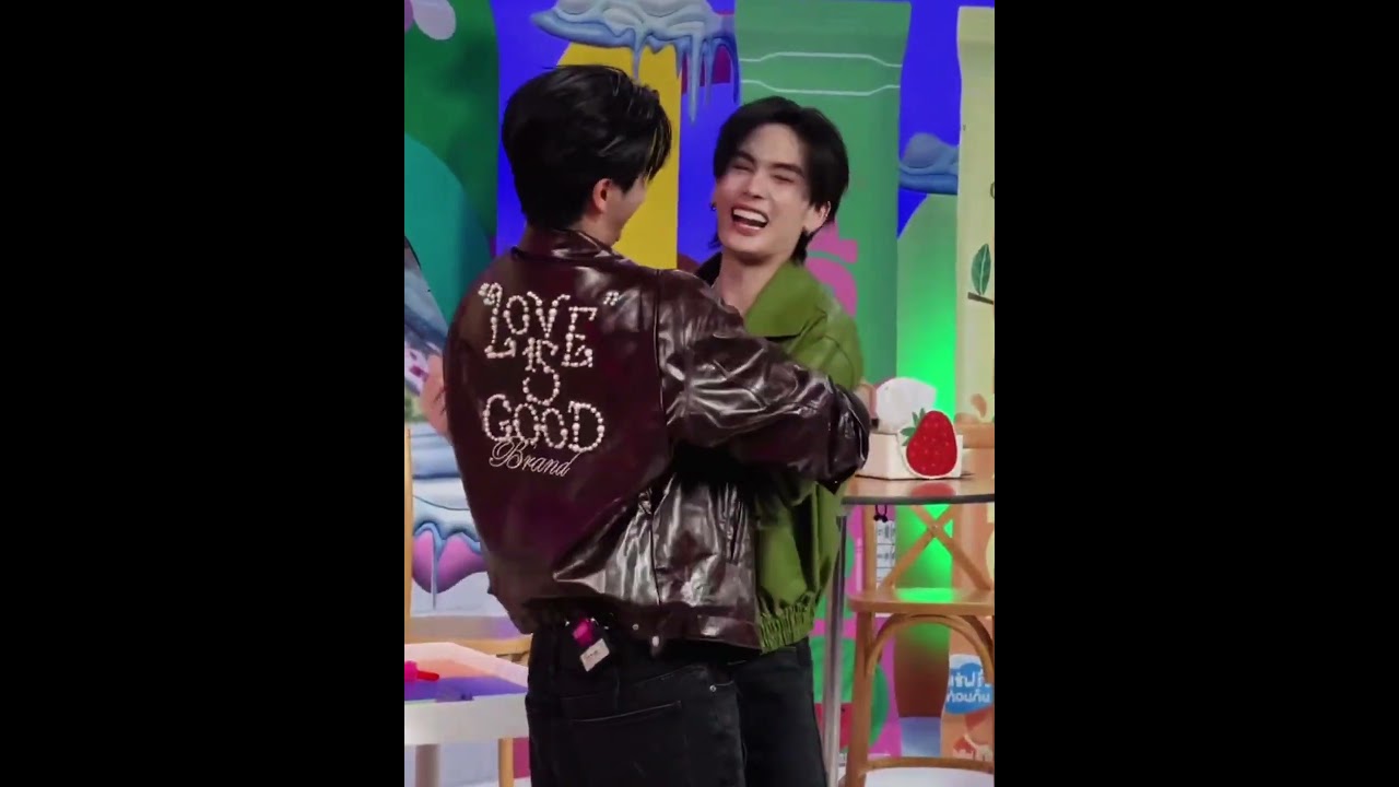 this is punishment??? this is more like a gift for perth 555 #perthsanta #perthtanapon #santapp