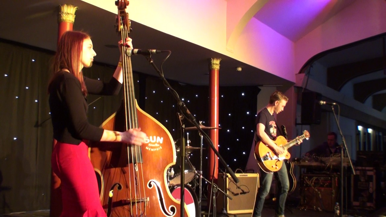 The Discoveries performing 'Folsom Prison Blues' @ Scarborough Valentines weekender 2017