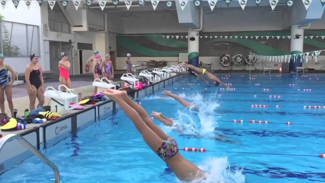 UWCSEA Dragons Swim Training Dives (and some fails)