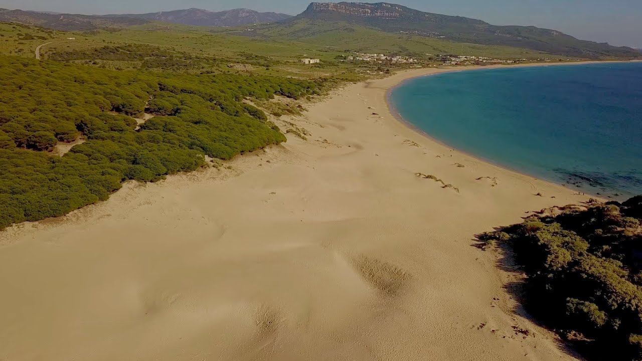 HD Las ruinas romanas de Baelo Claudia y Playa de Bolonia Tarifa (Cádiz) Spain Mavic Pro Drone