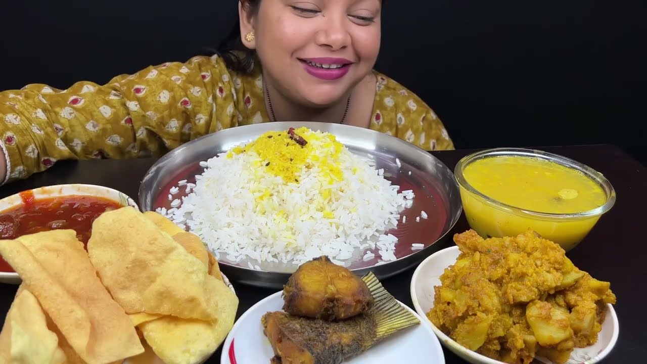 Bigbites, Eating Comfort Food. Rice With Moog Dal, Alu posto, Rui Mach Vaja,Chatni. papad।।