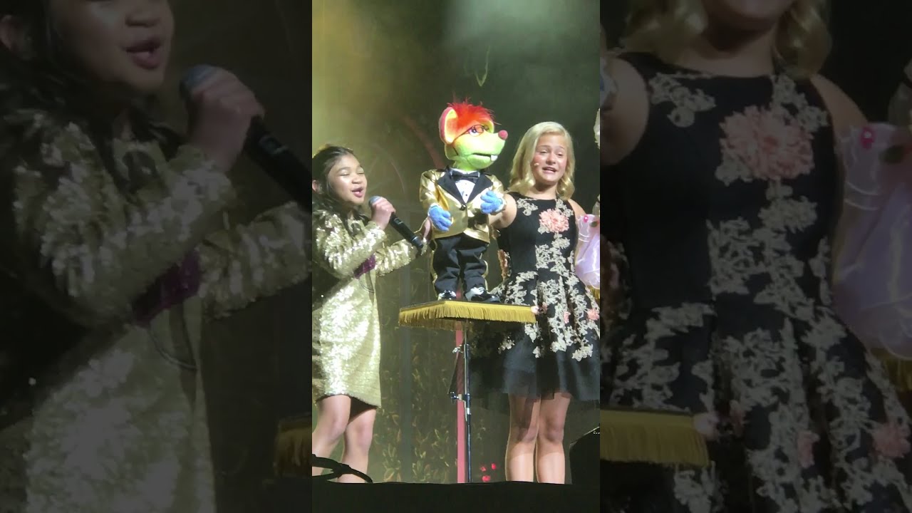 Darci Lynne & Angelica Hale Perform 