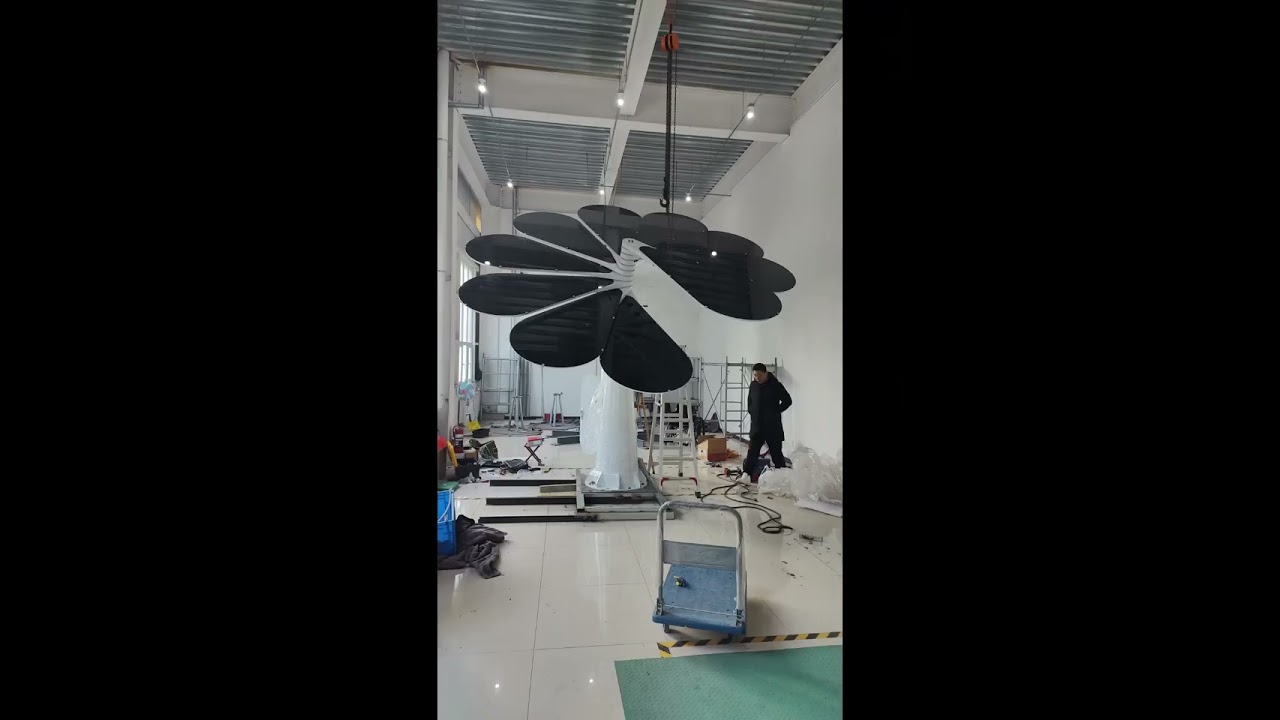 How is THIS Solar Sunflower Installed? (Quick Look) #renewableenergy #cleanenergy #Solar Technology