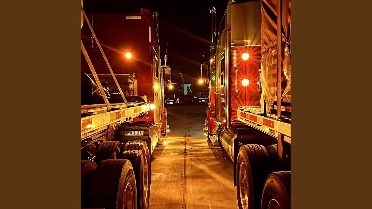 389 & W900