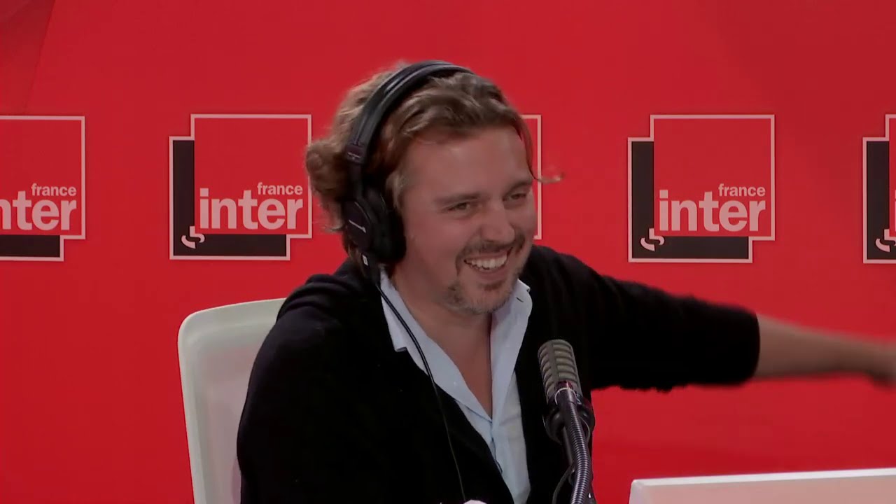 Trump fait passer un casting pour trouver de nouveaux chanteurs - Le Sketch, avec Hugues Aufray