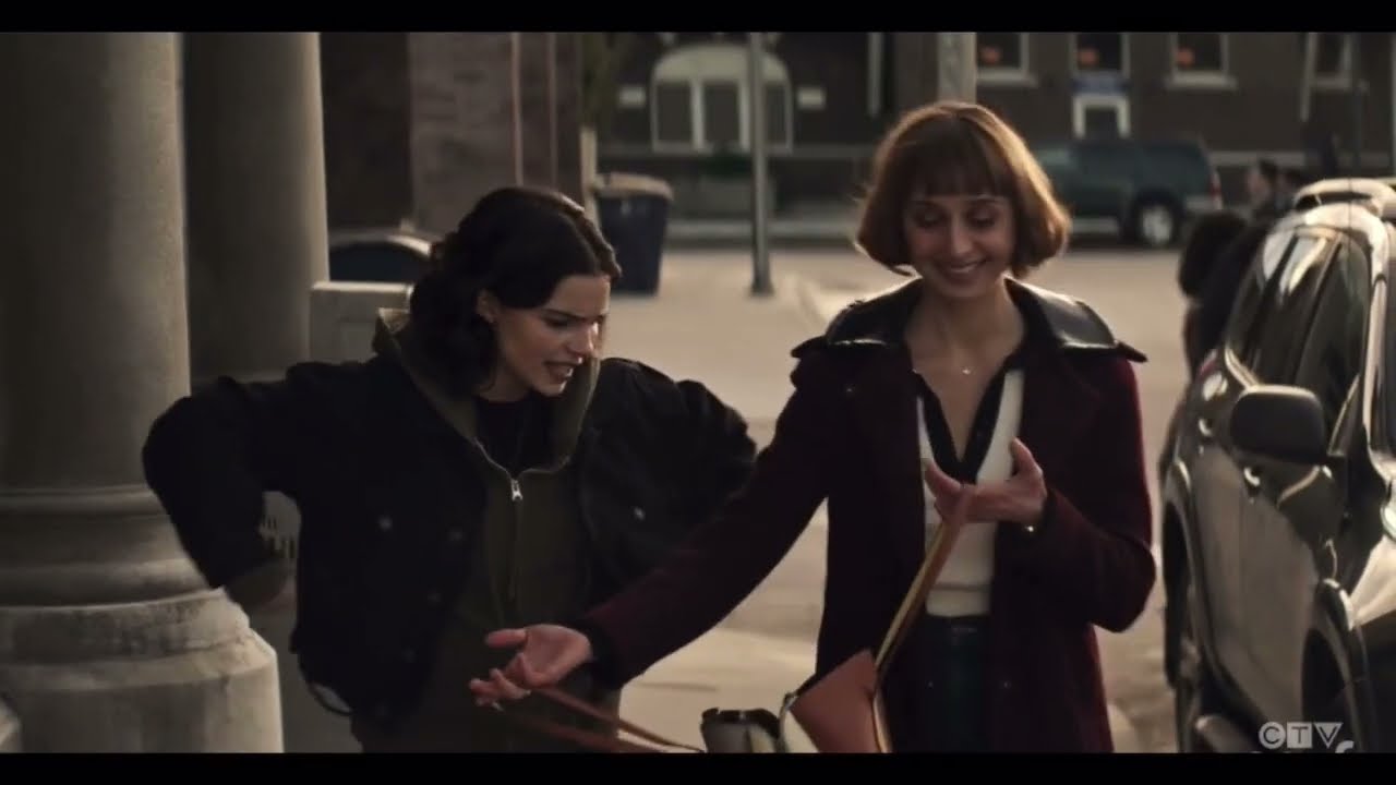 Chrissy checks up with Lana & ends together with Sarah