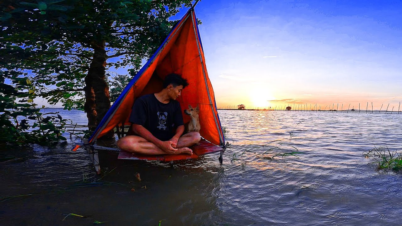 Camping in the flood with your dog | Catching fish, cooking, watching the sunset,