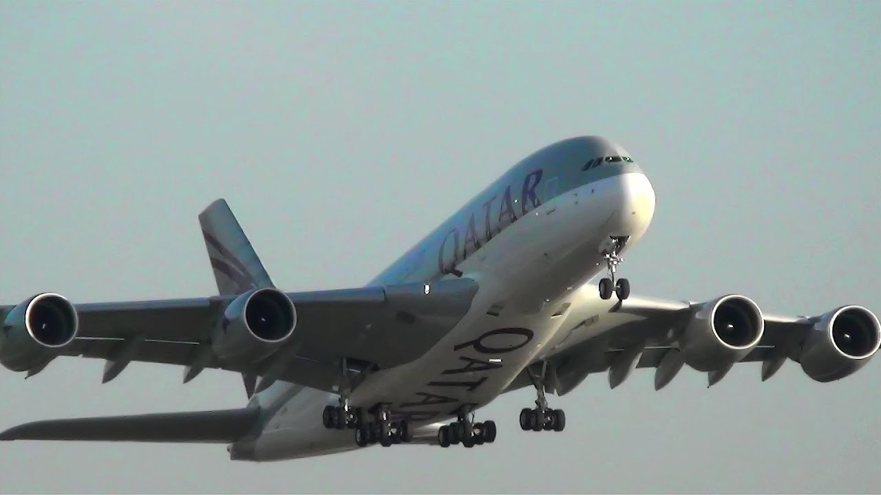 London Heathrow Plane Spotting. A380, B777, B747 and more. Many airlines