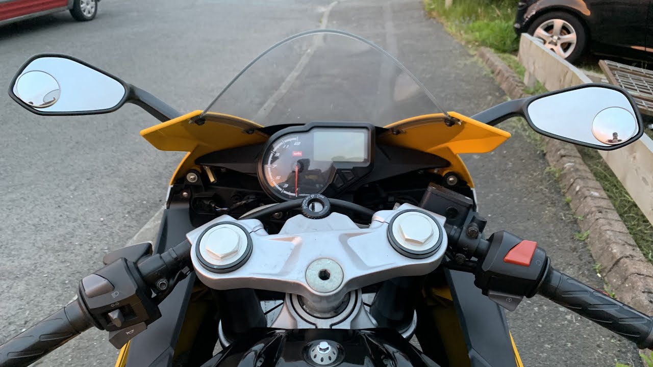 Aprilia RS4 125 (POV)