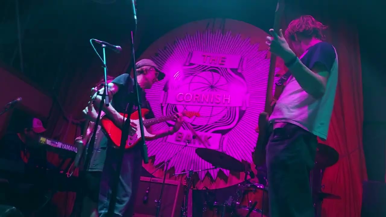 Ducks - Dear, oh Deer (Live at The Cornish Bank Falmouth 13/02/26)