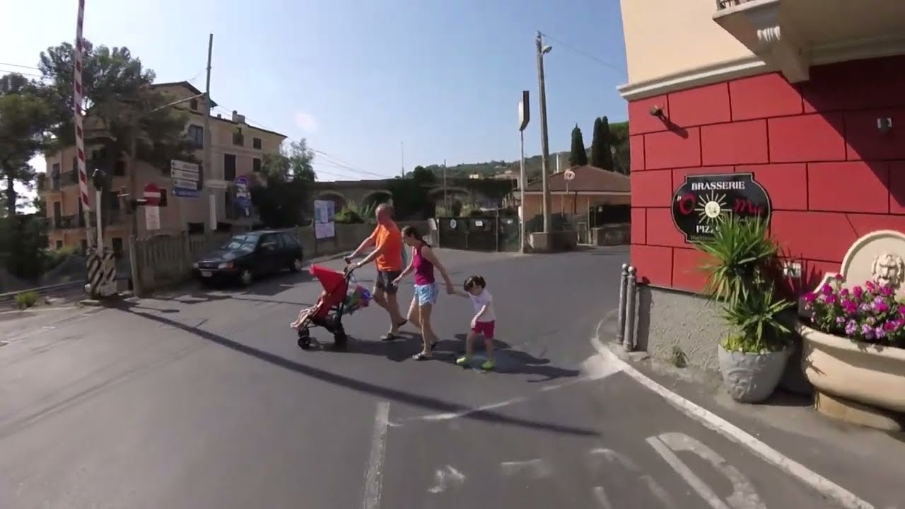 DIANO MARINA quando c'era la stazione 06 08 2015