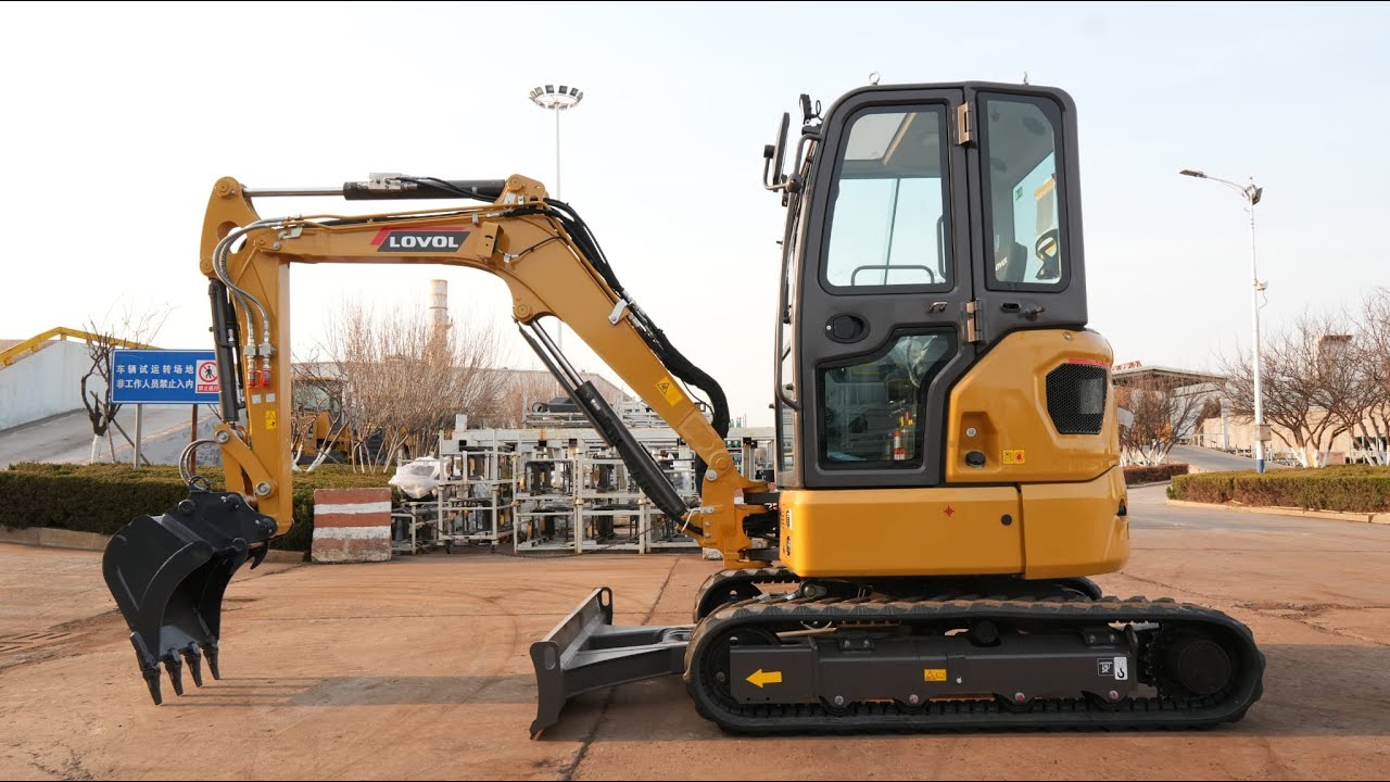 Noul miniexcavator Lovol FR36F U