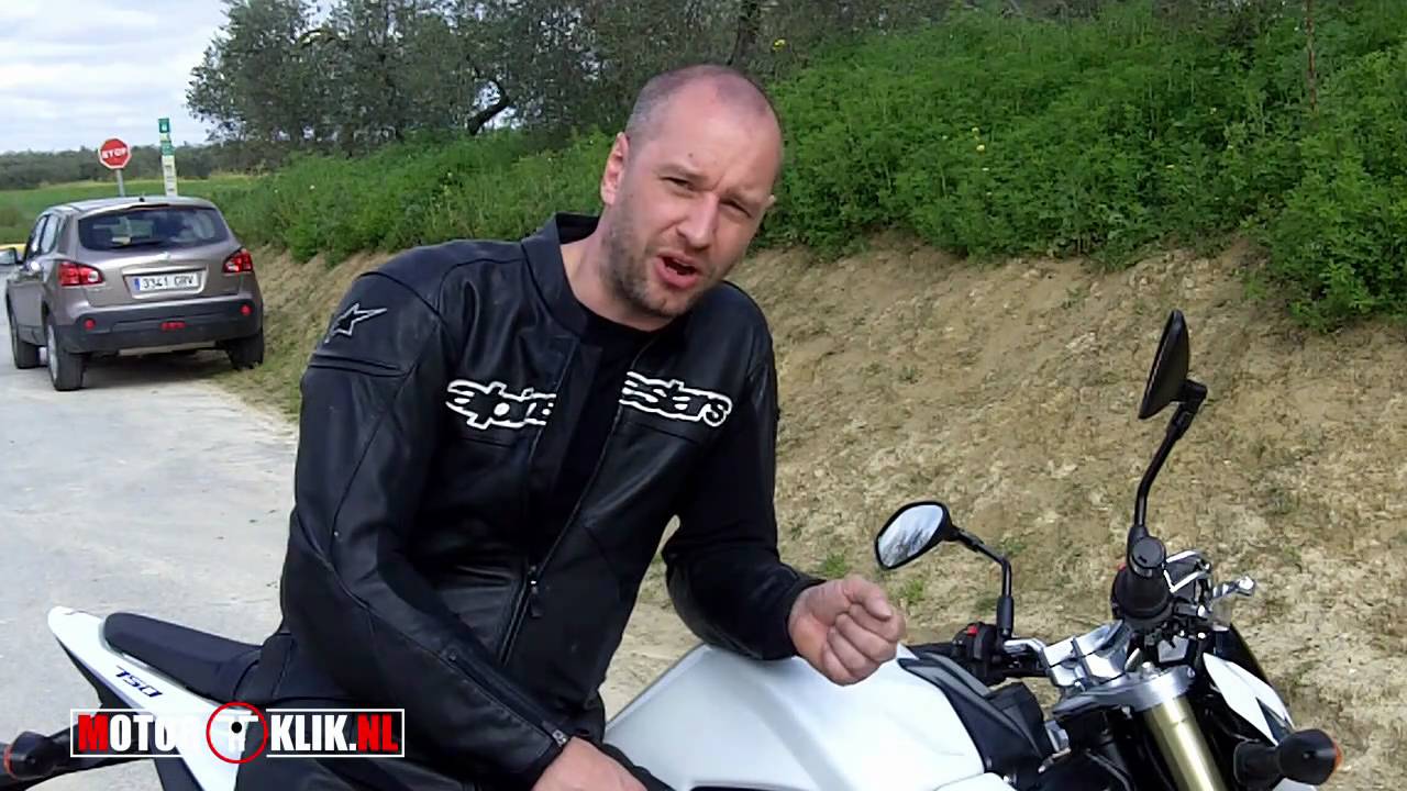 Test Suzuki GSR750 2011