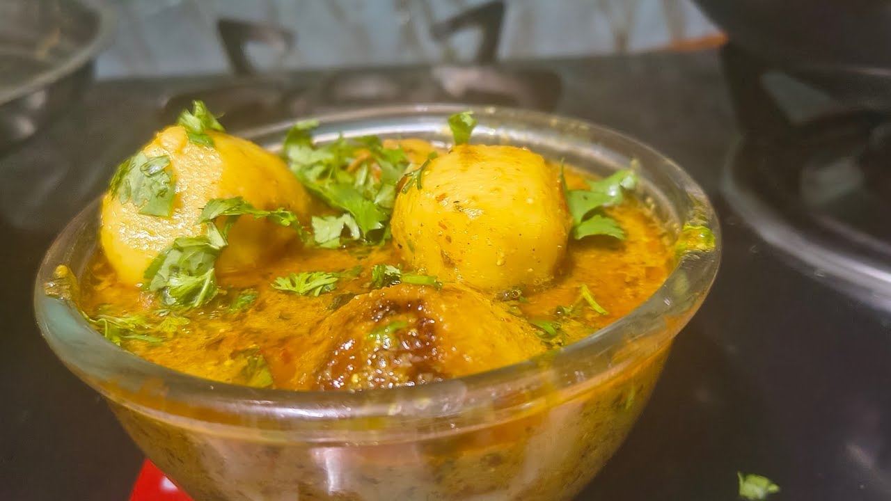 ऐसी सब्ज़ी जिसे आप बार बार खाना चाहेंगे इज़ी ग्रेवी के साथ दम आलू #viral #cooking #recipe #kichen 