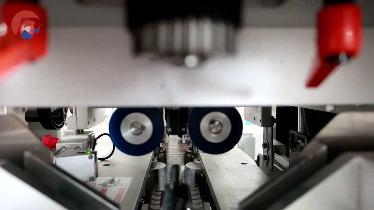 CBD oil glass dropper bottle band shrink labeling machine with heating tunnel