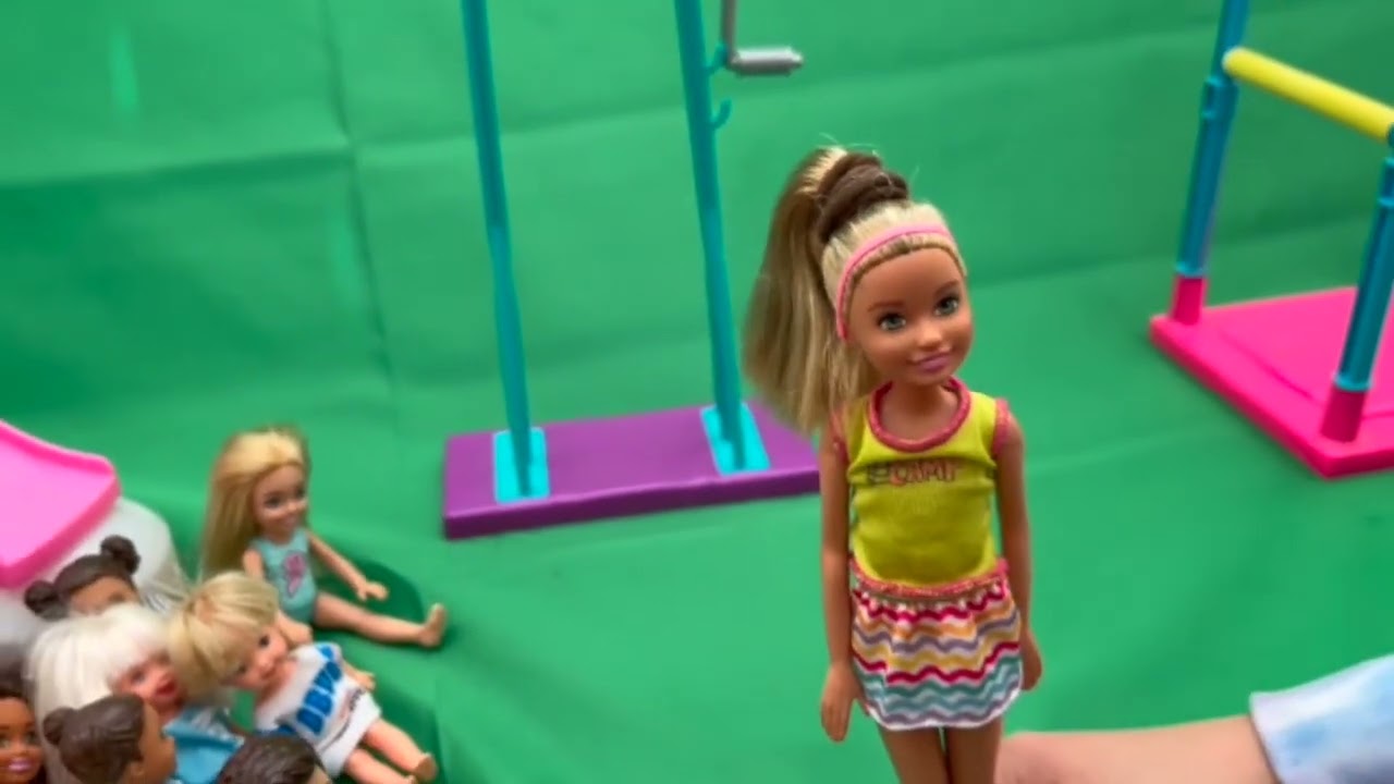 Viv's World Episode #24 - Gymnastics Class!