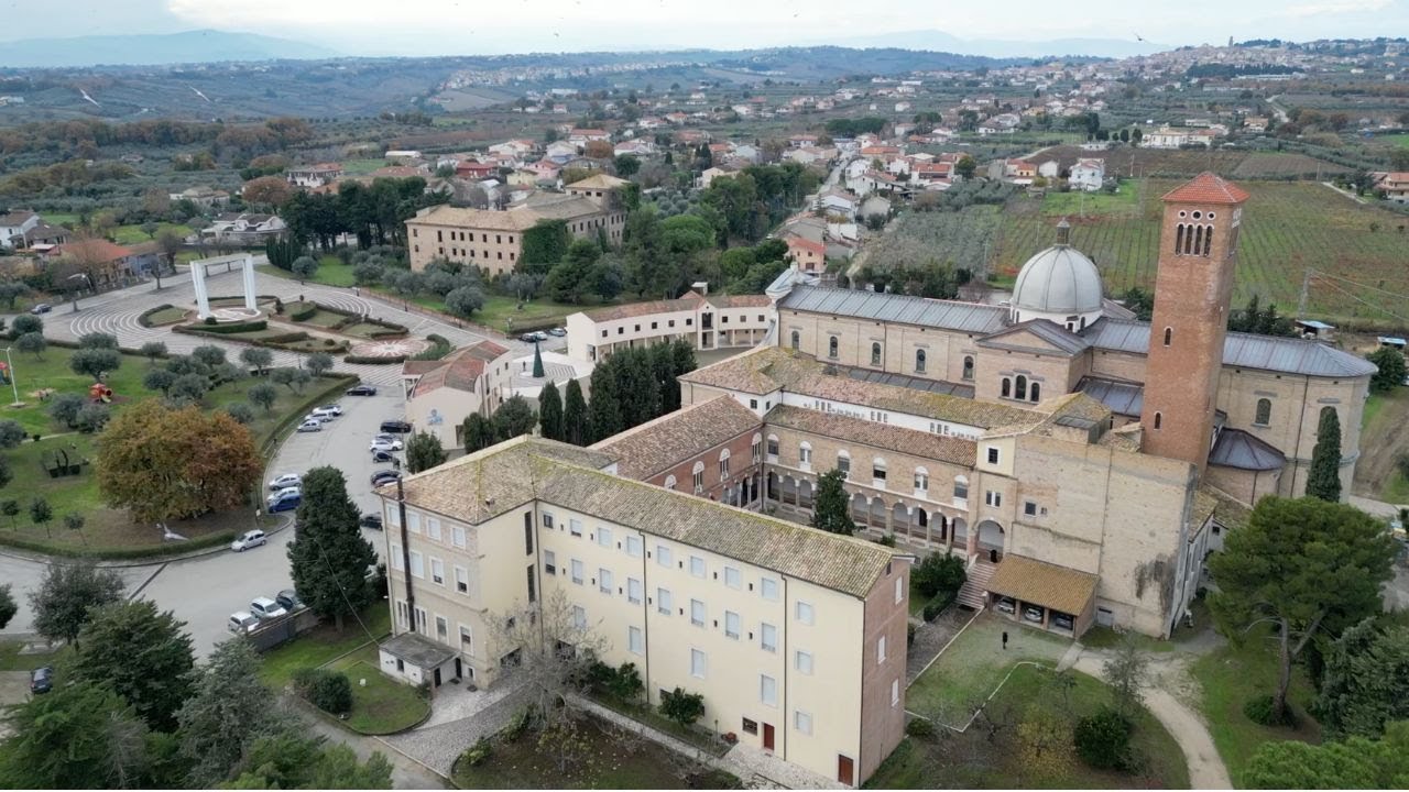 VESPRI - MONASTERO SANTA MARIA DEI MIRACOLI CASALBORDINO (CH)