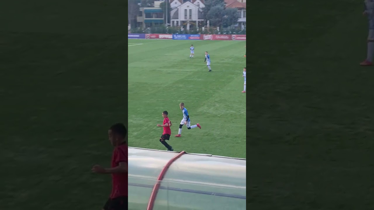 Kombetarja u 12 pjesa e par