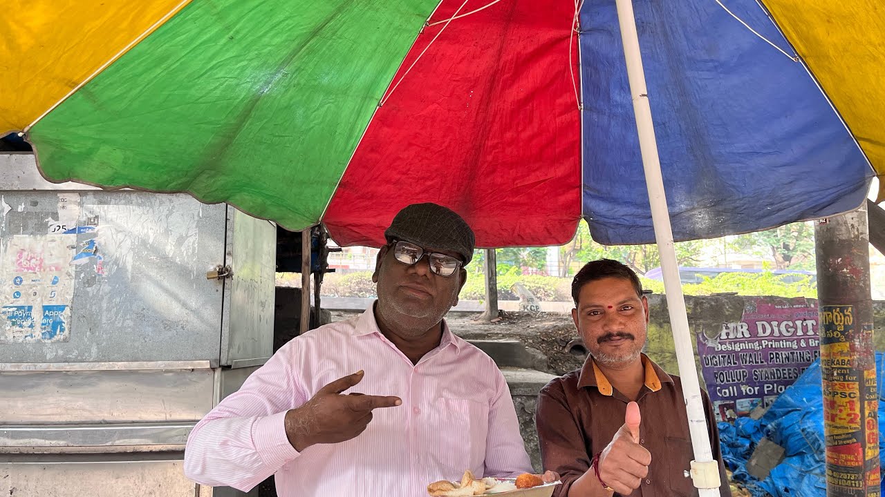 Hardworking Man Selling Tiffins On Streets Of Hyderabad Near TV Tower Moosarambagh Hyderabad