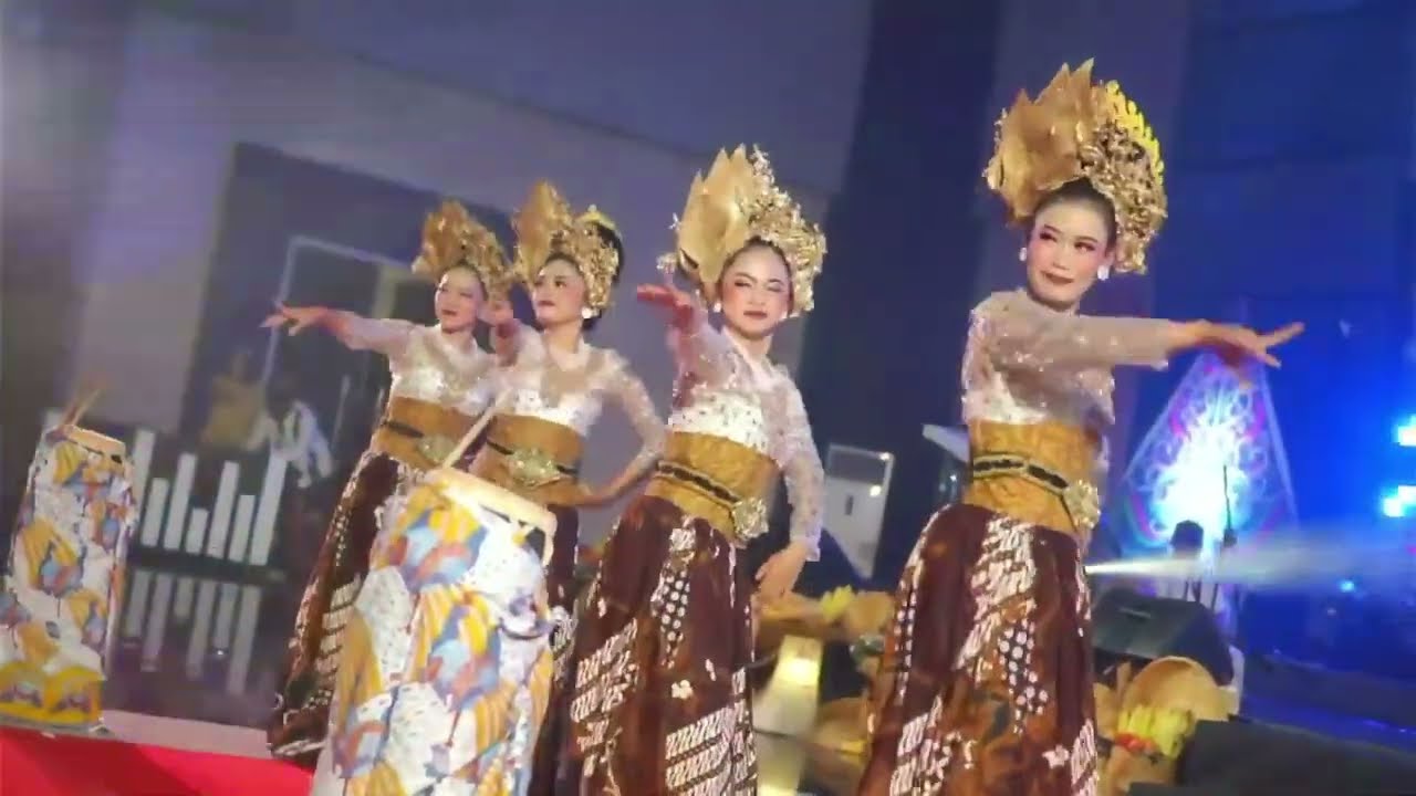 MANTAP!!! Tari Mojang Priangan Medley Ronggeng Imut
