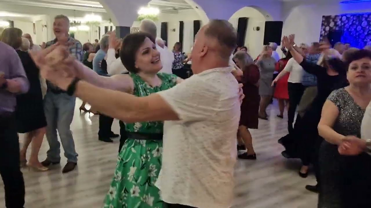 Najnowsza zabawa w Złotym Dworze - CYGANECZKA ZOSIA!