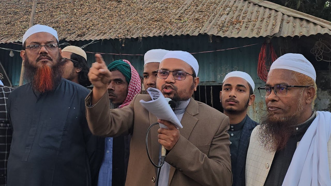 বরিশাল চন্দ্রমোহন বাজারে পথসভায় যা বললেন শায়খে চরমোনাই।