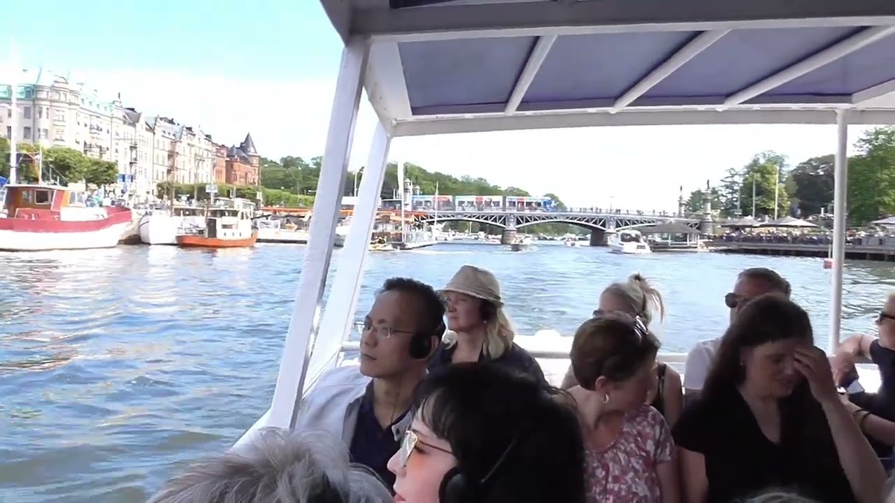 Mein Schiff 1 - Bootsfahrt durch Stockholm - Die große Ostseekreuzfahrt Kiel
