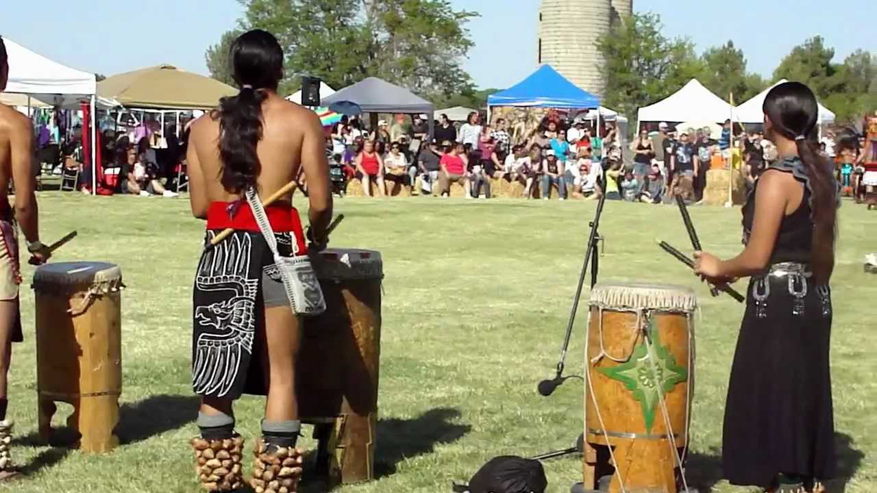 Mother Earth Pow wow Aztecs May 5th - 6th 2012, Victorville, CA (6)