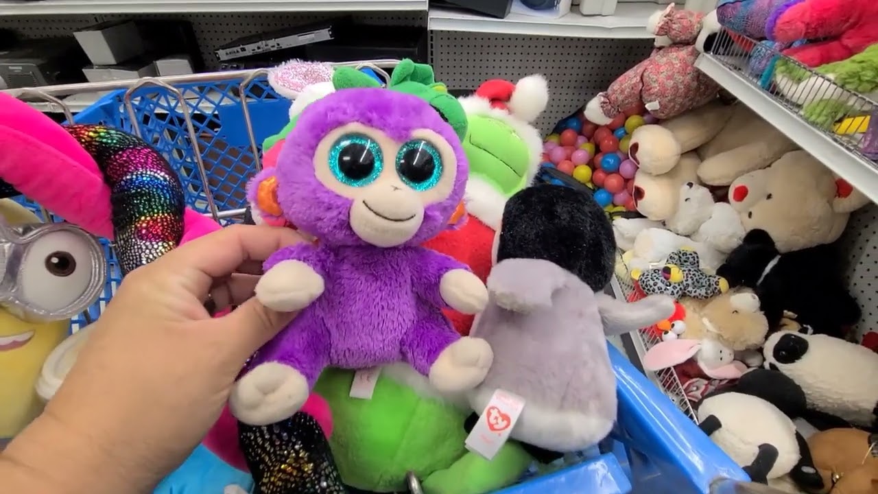 Come thrift with me for more beanie boos! This week i shopped at my work 🙃🙂🥰