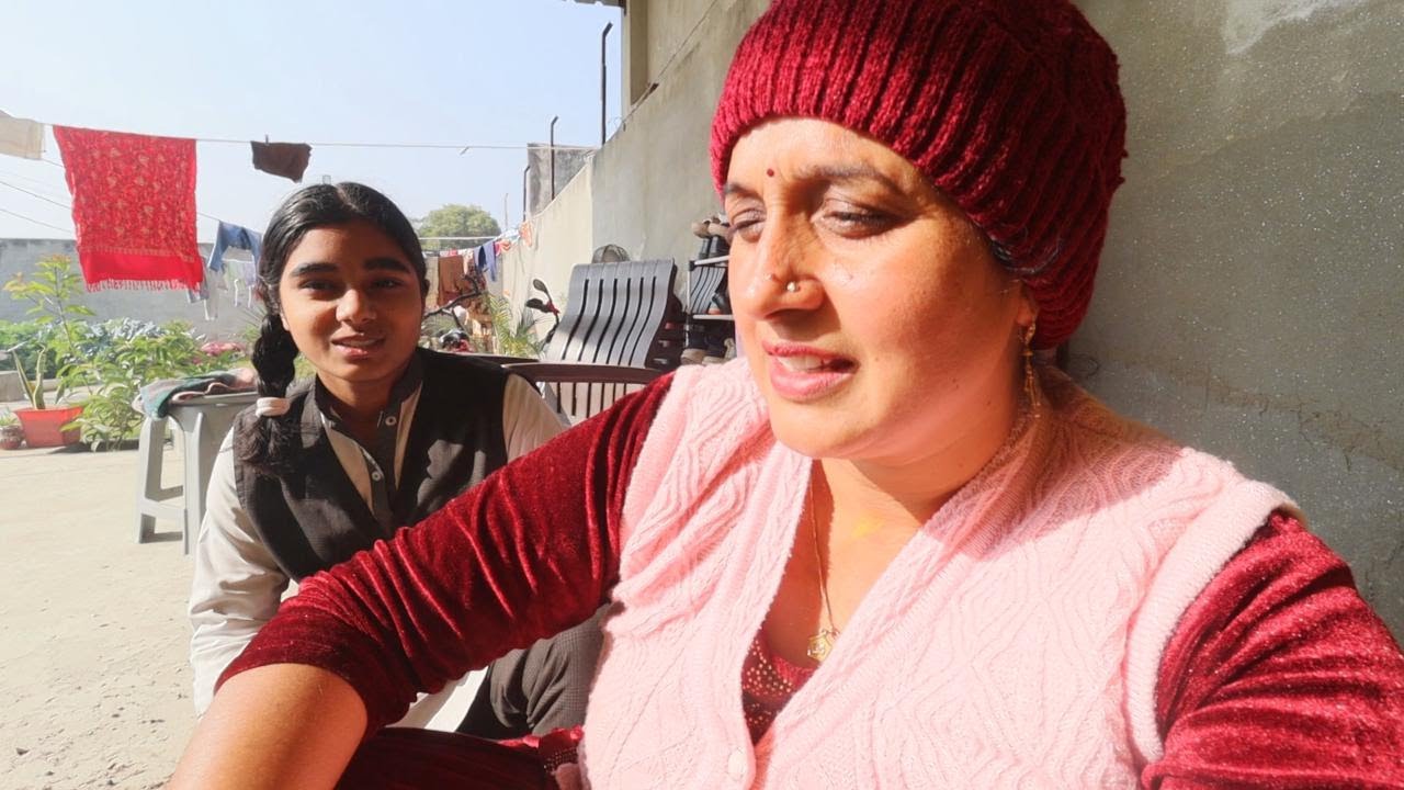 First Time Harvest Broccoli Our Kitchen Garden|आज तो चारो तरफ की हवा ने पागल कर दियाUP Vlogger Babli