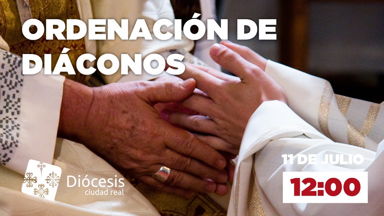 Ordenación de diáconos desde la catedral