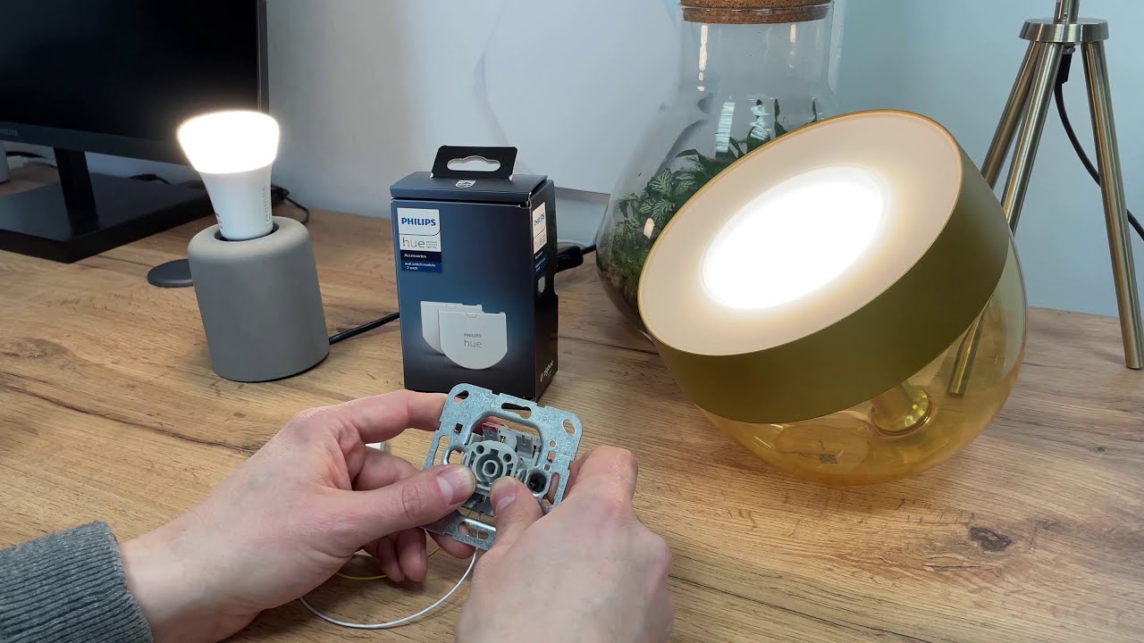 Приглушите свет с помощью настенного выключателя Philips Hue
