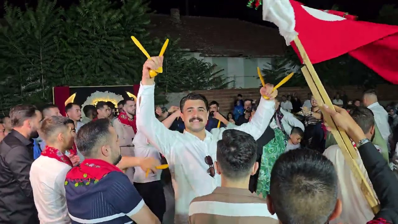 OĞUZHAN DAMAT VE ARKADAŞLARINDAN COŞKULU TABANDAN