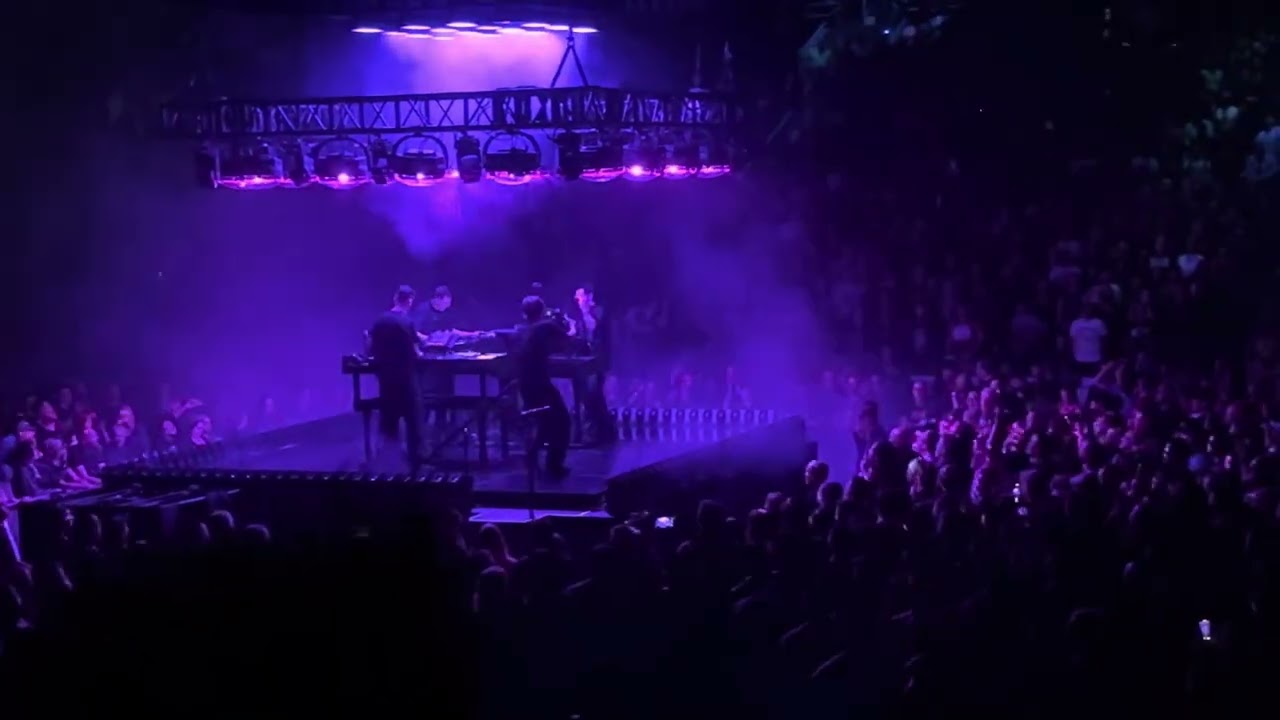 Nine Inch Nails - Closer (Remix w/ Boys Noize) - Boston, MA 8/29/25