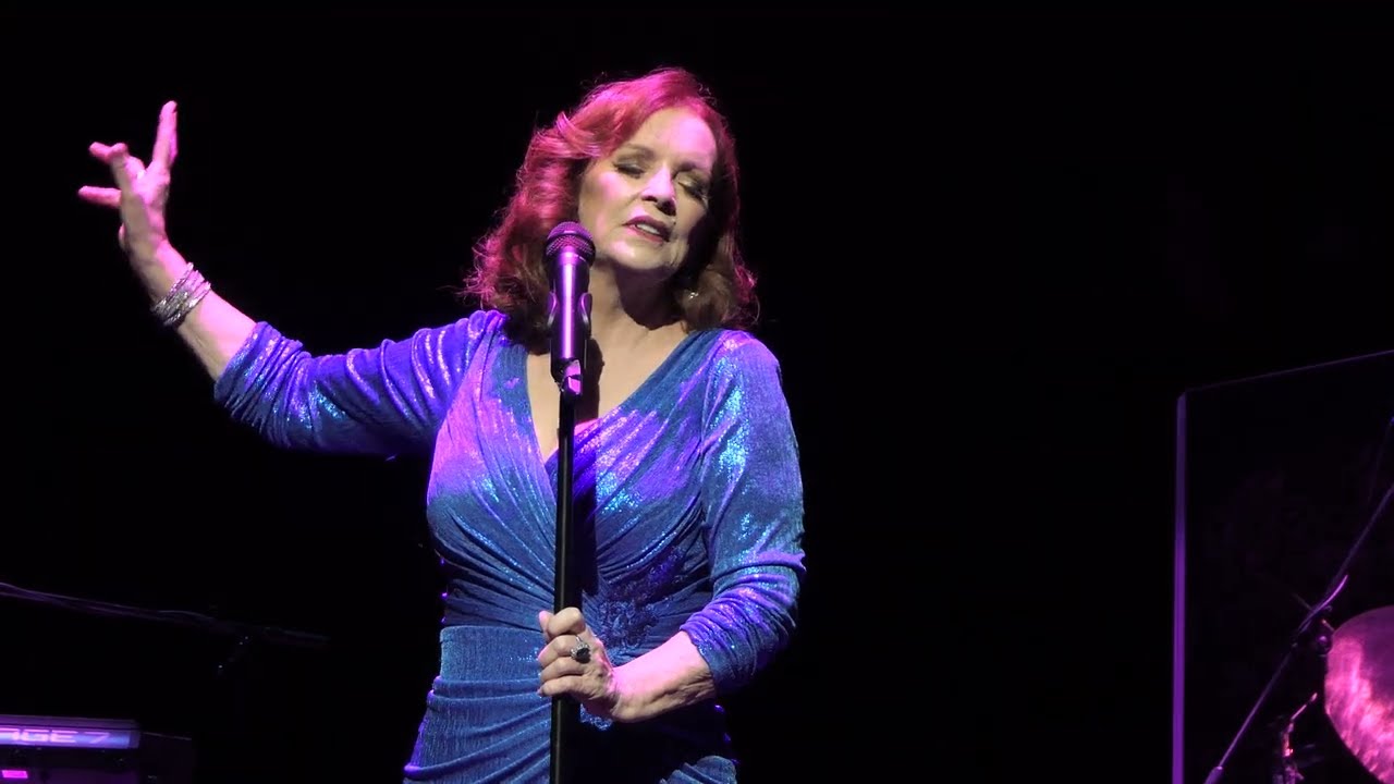 ''Almost Over You'' - Sheena Easton - Levoy Theatre - Millville, New Jersey - September 11th, 2025