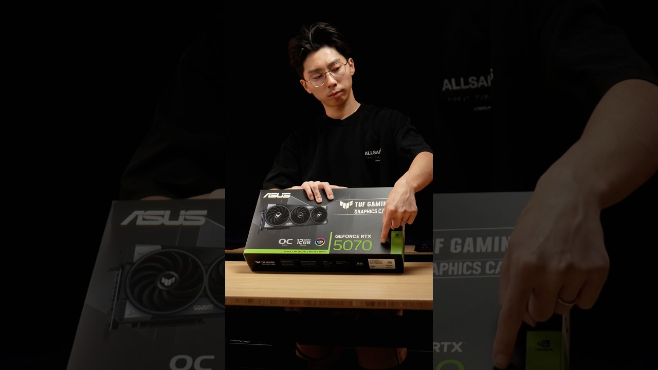 ASUS TUF RTX 5070 Unboxing