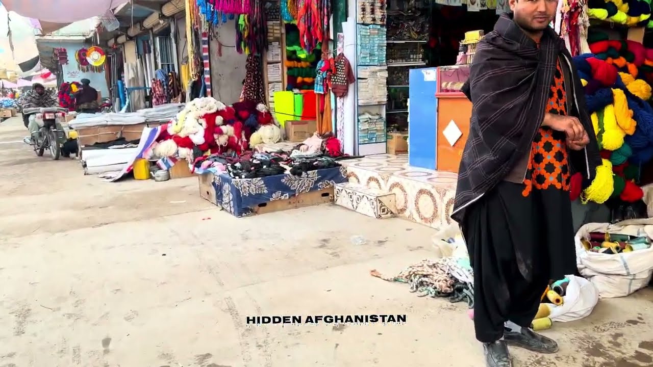نوای تار در دل بازاربادغیس Traditional Tar in the Heart of Badghis Market