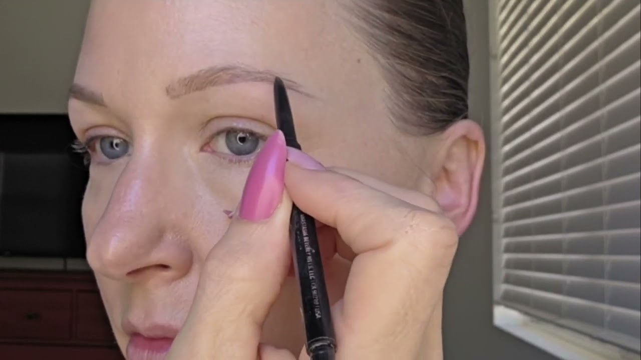 Brow tutorial with Anastasia Brow Wiz