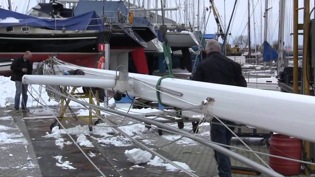 Rake Rigging- Mast op zeiljacht zetten in 3 minuten