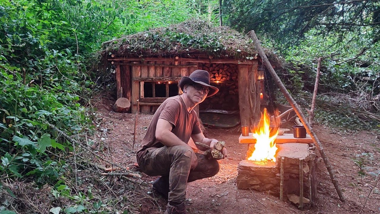 100% natural cabin building + amazing smart fireplace 🔥