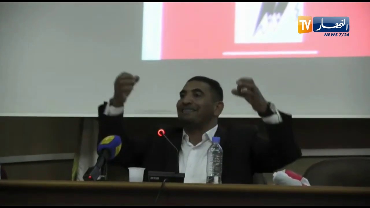 تيزي وزو ...شاهد كيف رد كريم طابو على فرحات مهني .