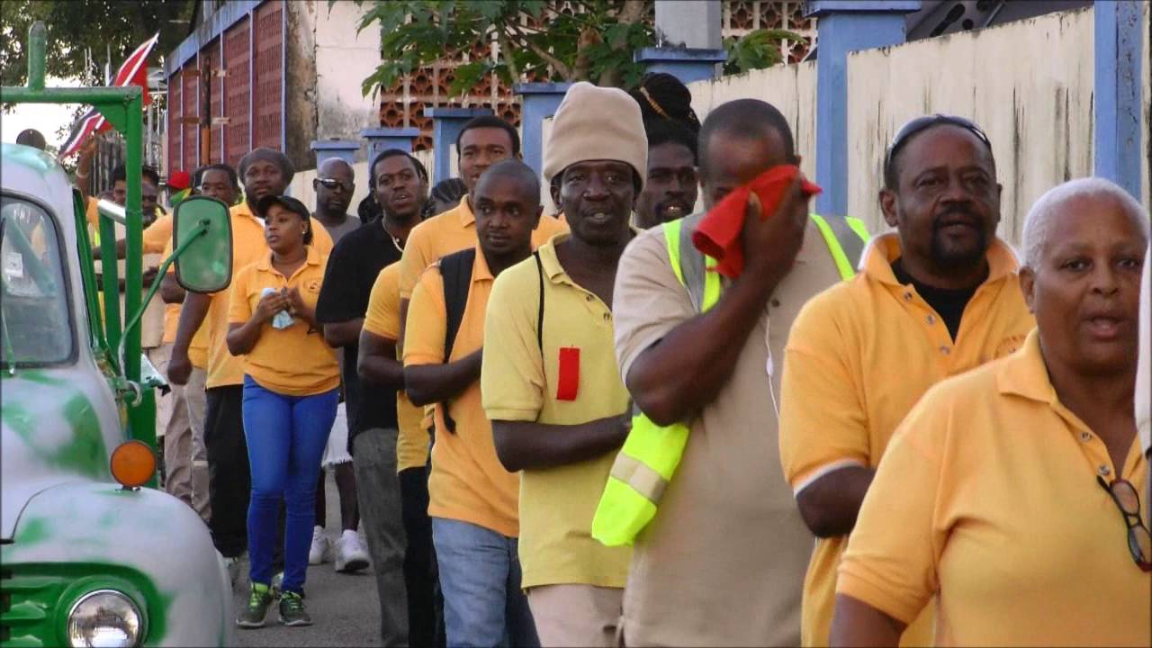 San Fernando City Corporation Workers Take a Stand for Safety/TD4 slips - May 16, 2016