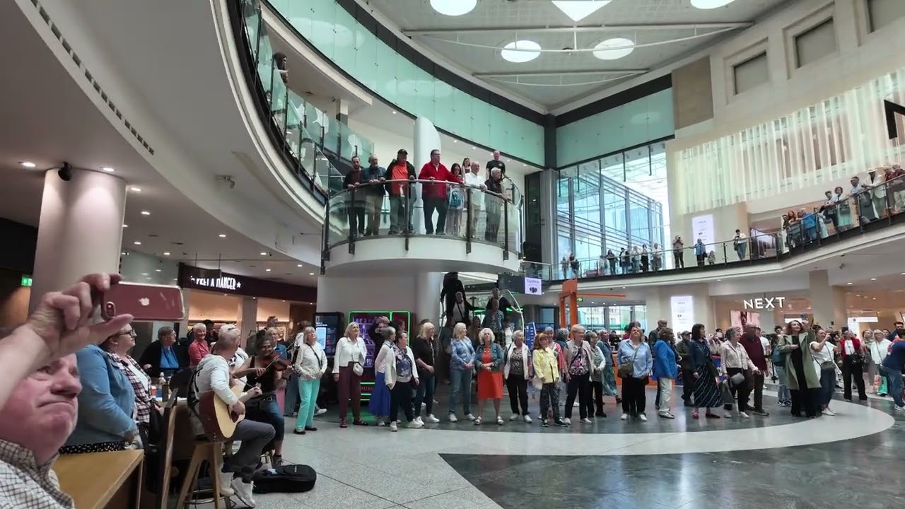 Flashmob Manchester Arndale