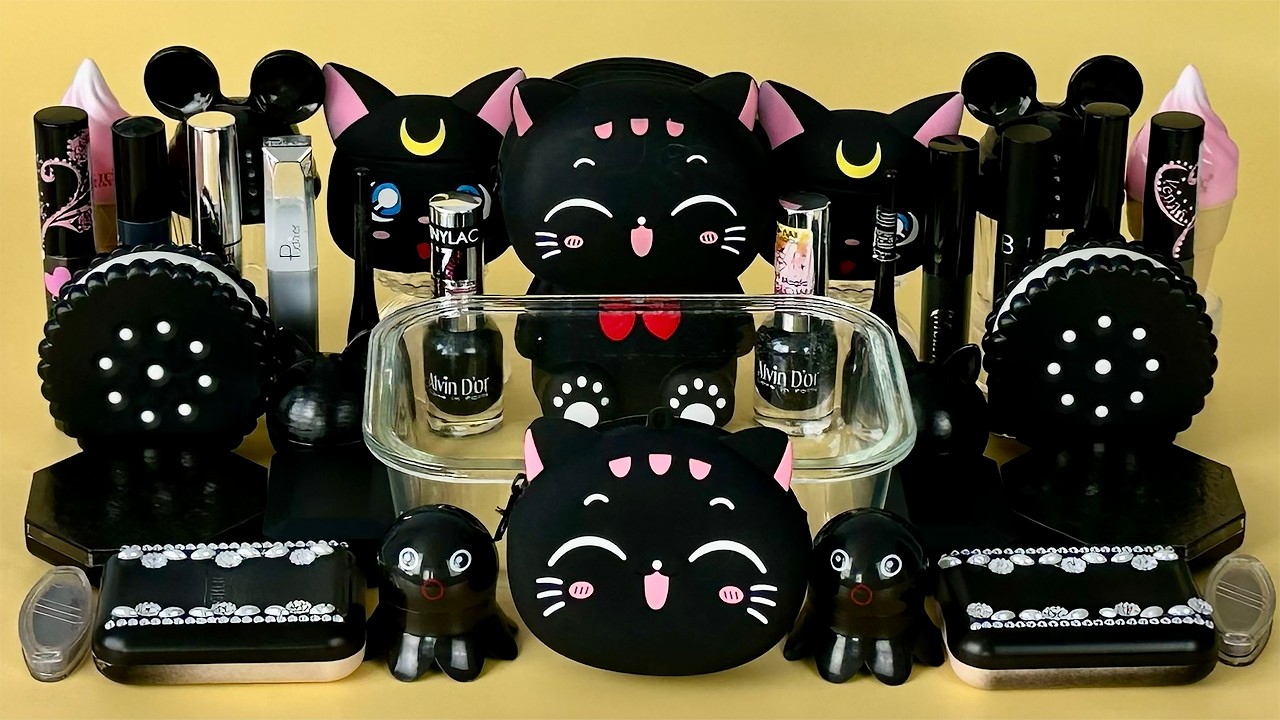 BLACK SLIME. 🖤 Mixing makeup and glitter into Clear Slime. Satisfying Slime Videos 2160p.