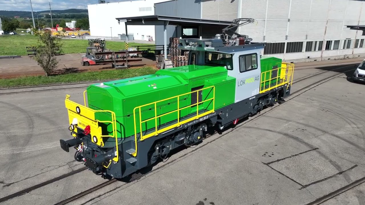 Müller Technologie AG baut innovative Tribrid-Lokomotive Aeam 841