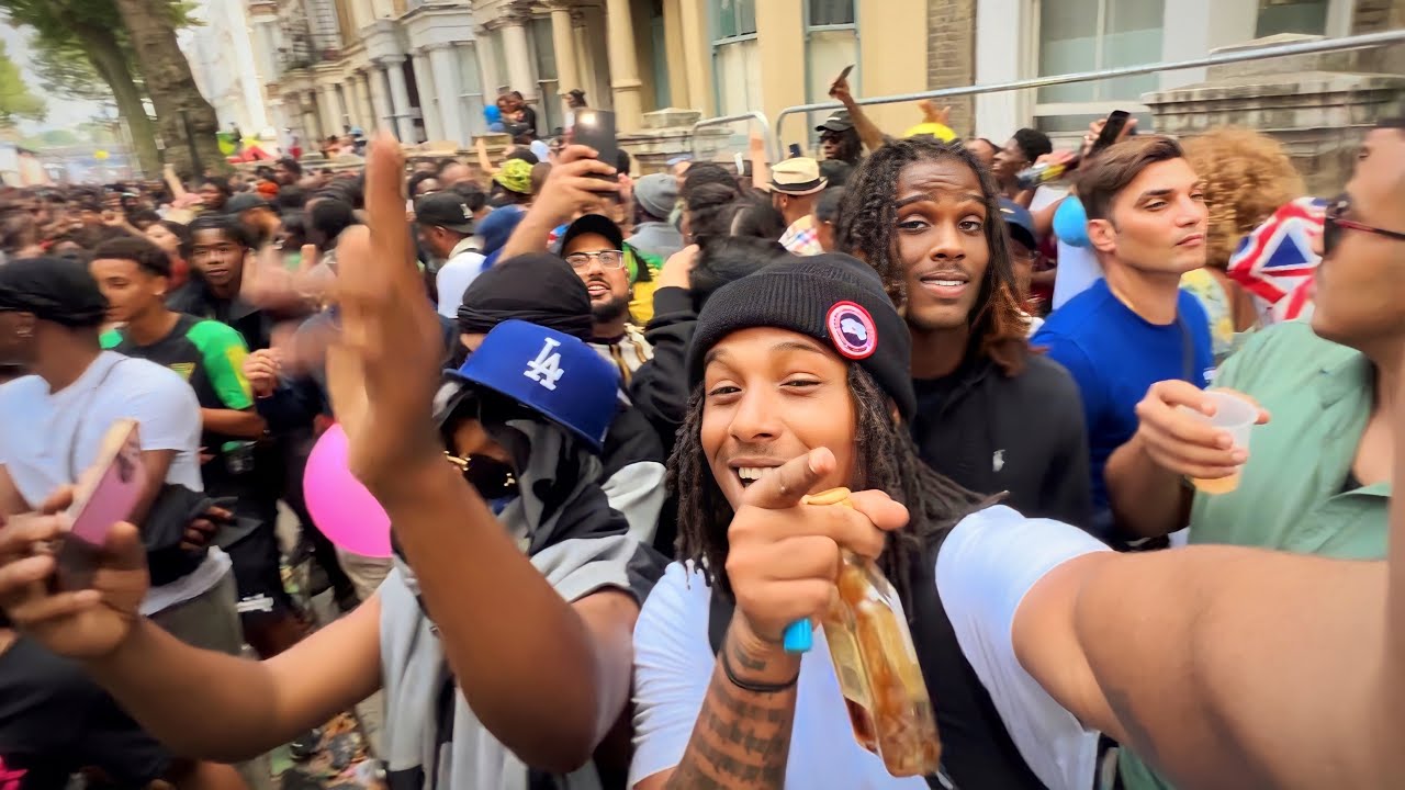 Ronzo Pulls Up At Carnival…