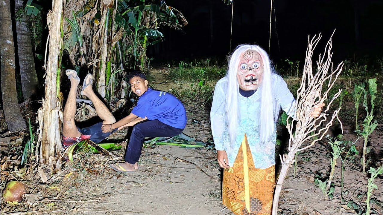 Seram Tapi Lucu !!! The Funniest Grandma Dipper Prank || New Ghost Prank