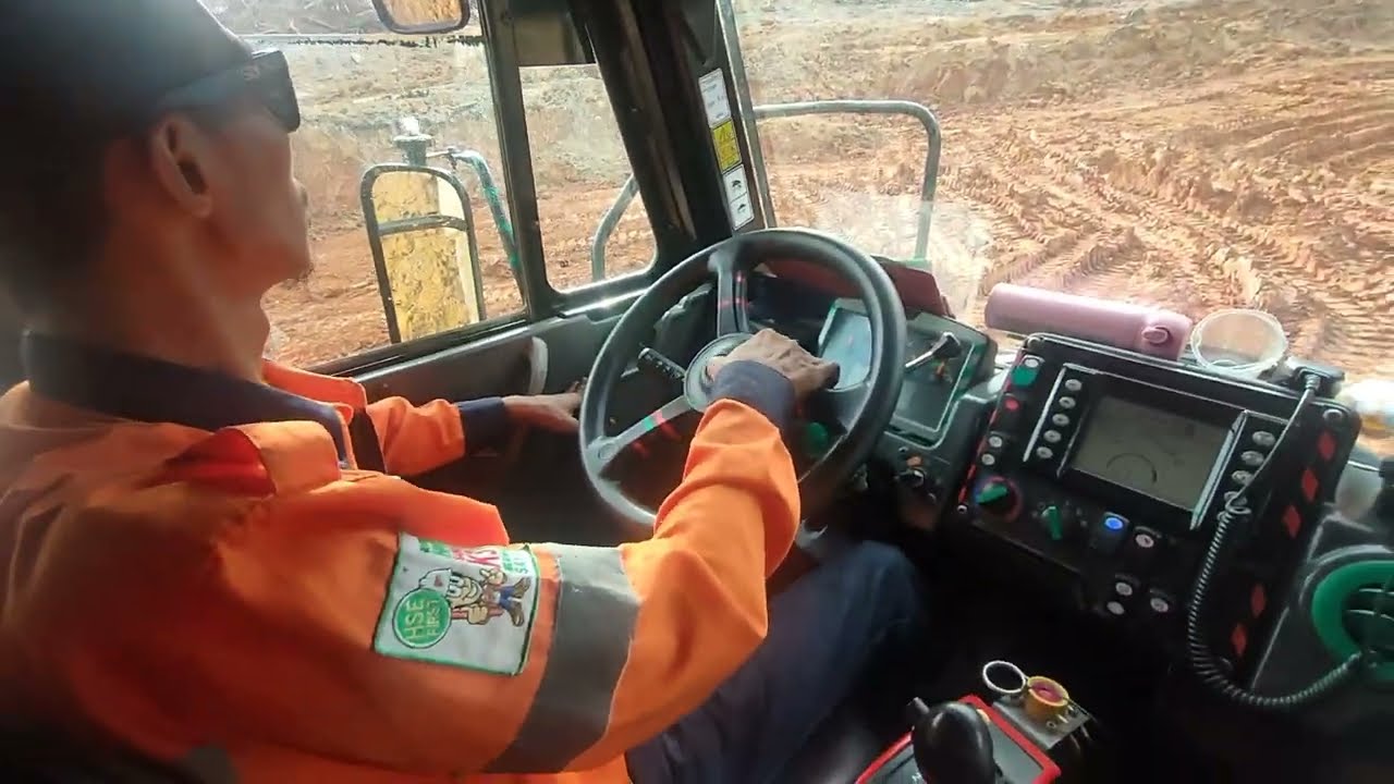 Perdana ikut orientasi Truck raksasa Caterpillar OHT 773E ❗